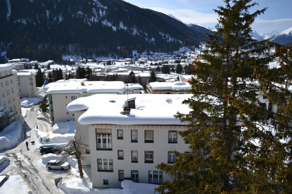 Hotel Alpina Davos Exterior foto